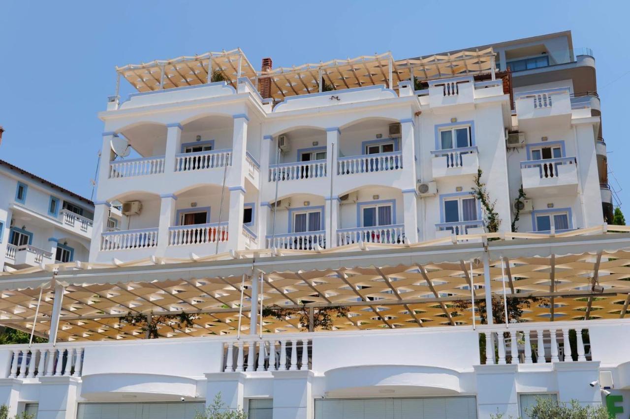 Hotel Erdano Sarandë Exterior foto