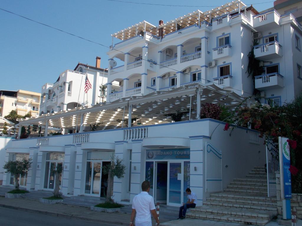 Hotel Erdano Sarandë Exterior foto